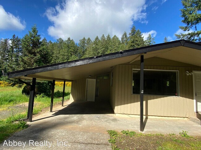 Building Photo - 2 br, 1 bath House - 2915 Cooper Point Rd NW