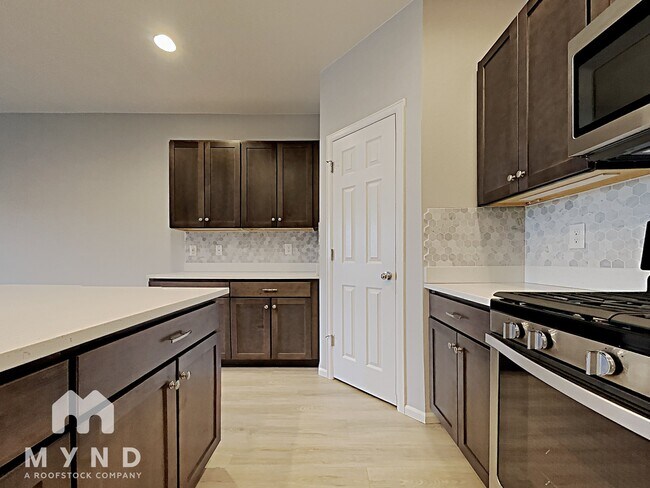 Foto del edificio - 4764 N Kittredge St