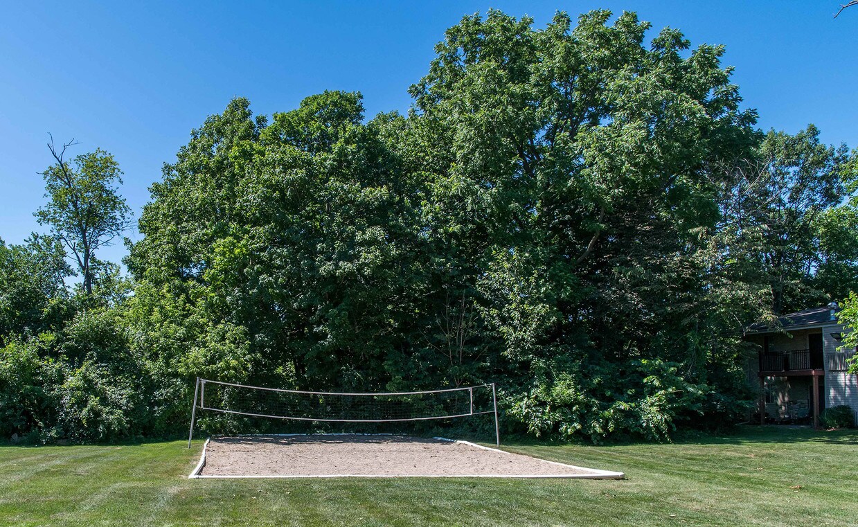 Vóleibol de playa - Spruce Knob Apartments