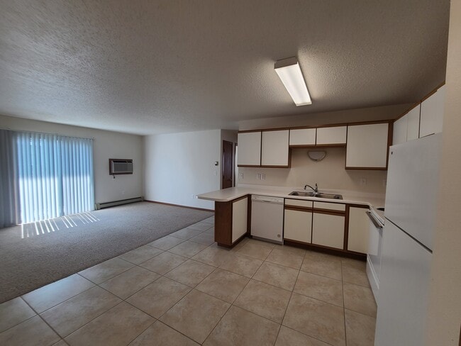 Building Photo - 4330 10th Ave S. Fargo ND