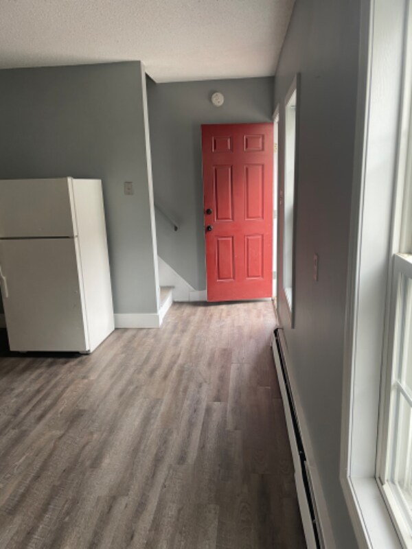 109 Ward Ave Unit 111, Plainfield, CT 06354 Room for Rent in