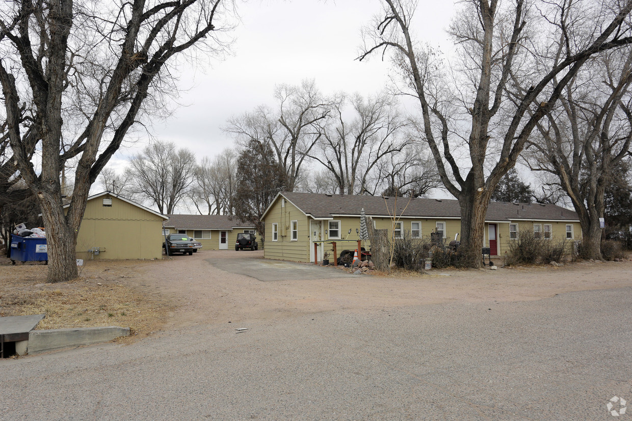 Primary Photo - 207 N Santa Fe Ave