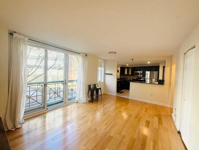 Foto del edificio - 10 Rogers St