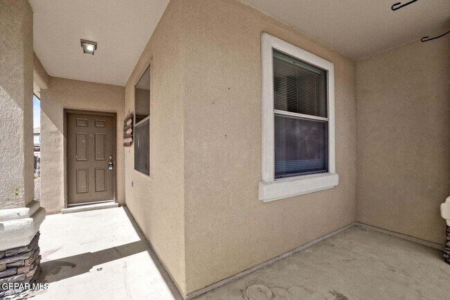 Foto del edificio - 14271 Rattler Point Dr