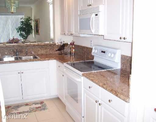 Building Photo - 27 Royal Palm Way