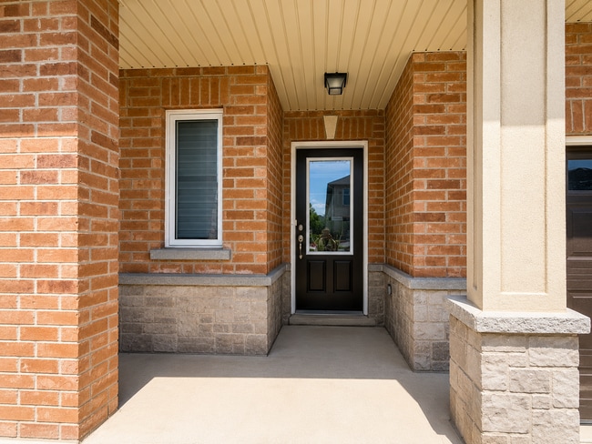 Building Photo - 9 Arietta Ln