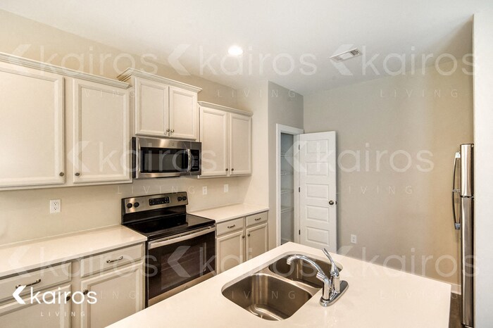 Foto del edificio - 11551 Crimson Ridge Rd