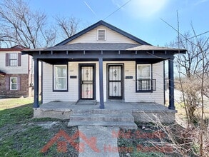 Building Photo - 2263 Hunter Ave