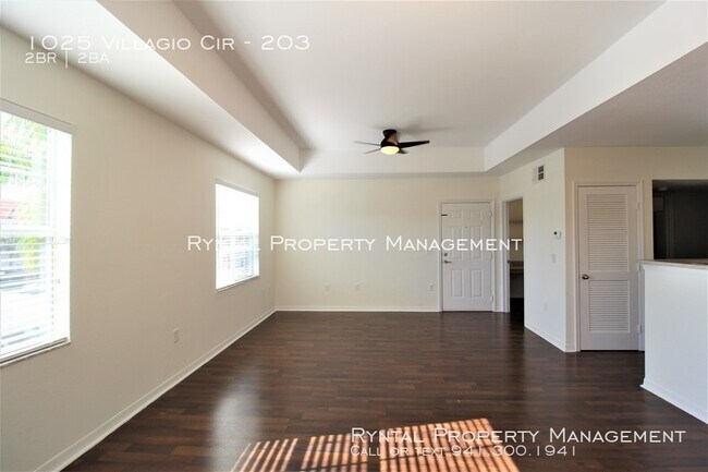 Building Photo - 1025 Villagio Cir