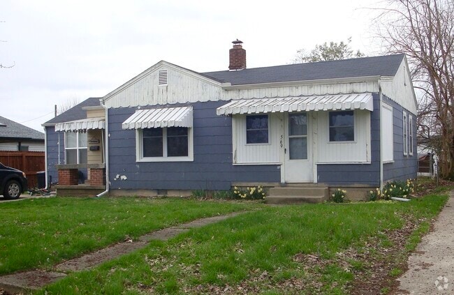 Building Photo - 569 NE 9th St
