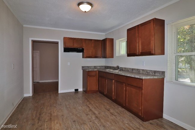 Building Photo - 5 br, 2 bath House - 8851 Adams Ave