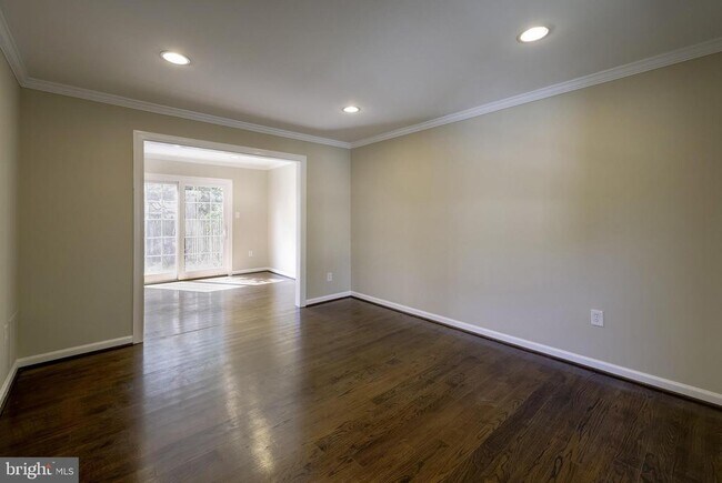 Foto del edificio - 4 Ritchfield Ct