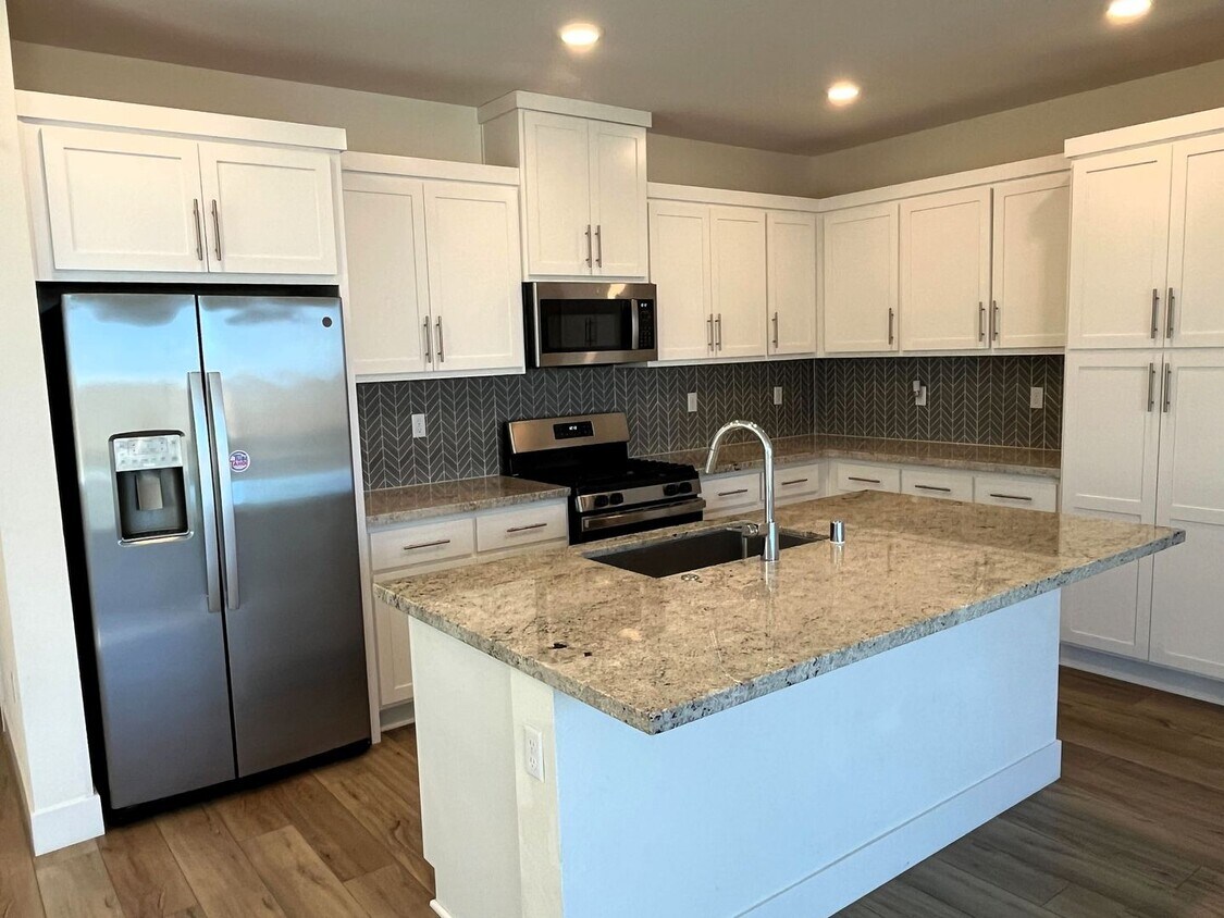Foto principal - Move-In Special! Get 2 Weeks Free on Secon...