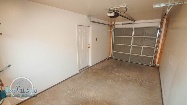 Building Photo - 628 Spring Meadow Ct