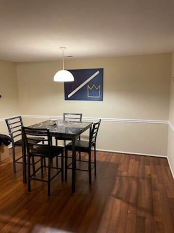 Foto del edificio - 18110 Chalet Dr