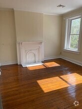 Building Photo - 12 N Meadow St