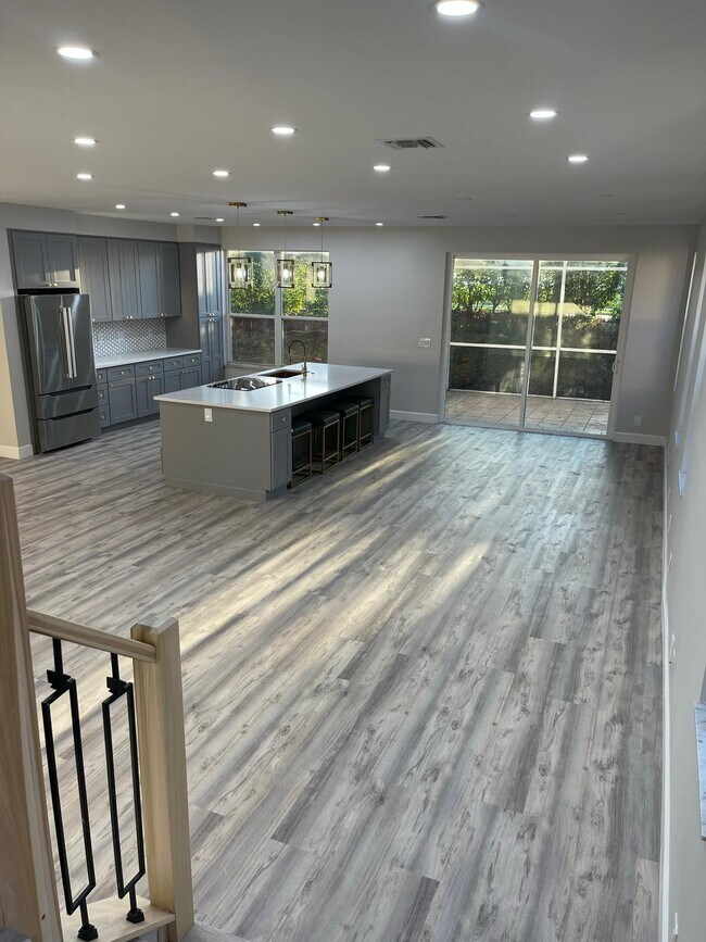 Building Photo - 7171 Pigeon Key Way