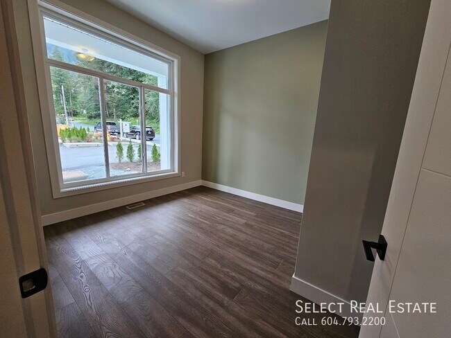 Building Photo - 7138-7138 Marble Hill Rd