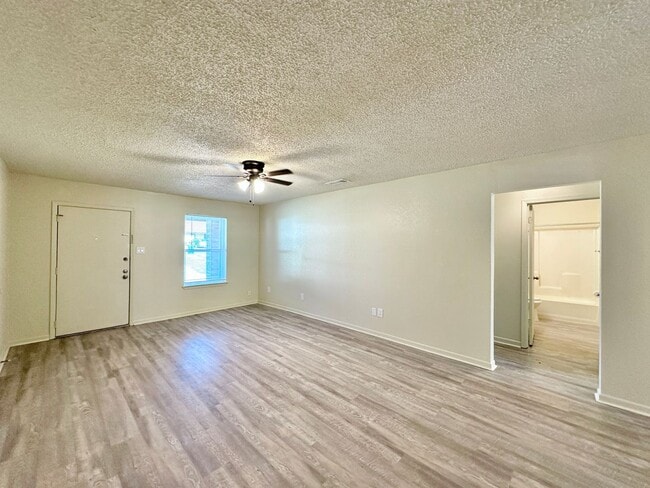 Building Photo - 1513 Indian Trail
