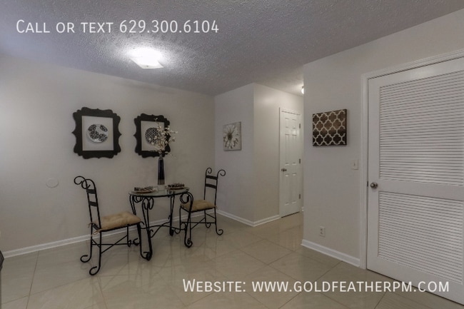 Building Photo - 1333 Benley St