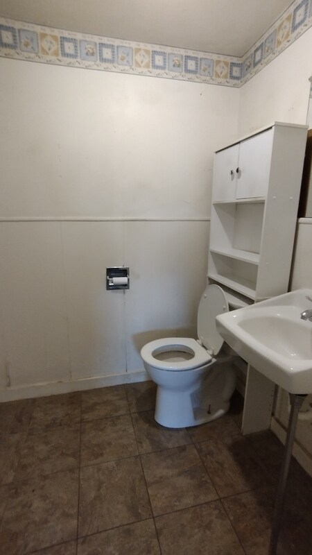 Foto del edificio - 2223 N Water St Ext