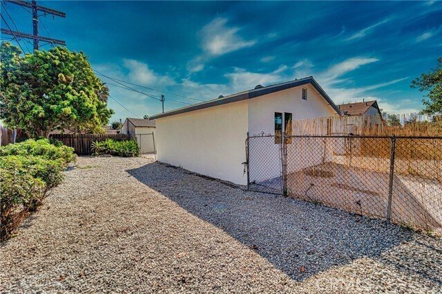 Foto del edificio - 11420 Clovis Ave