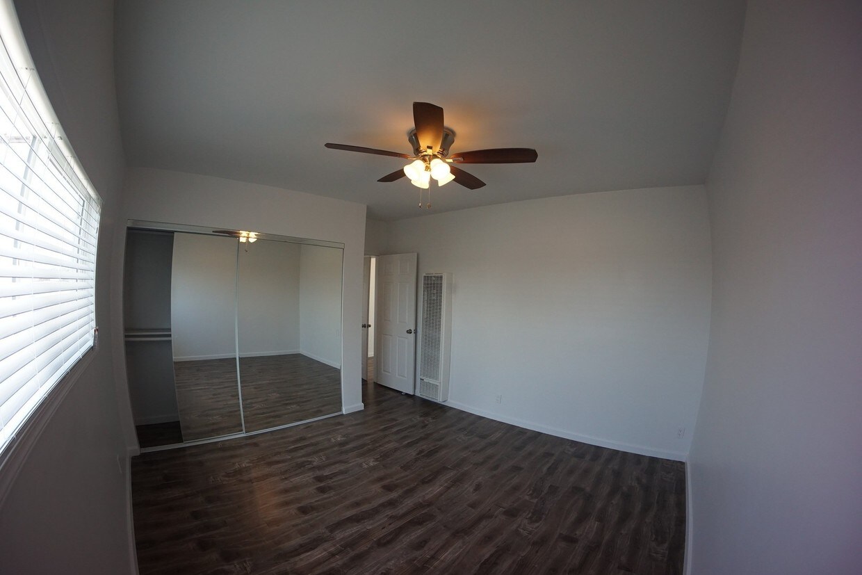 Foto del edificio - 1848 12th St