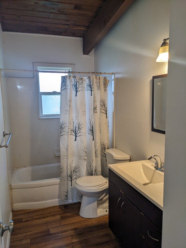 Bathroom - 960 E Hillview Dr