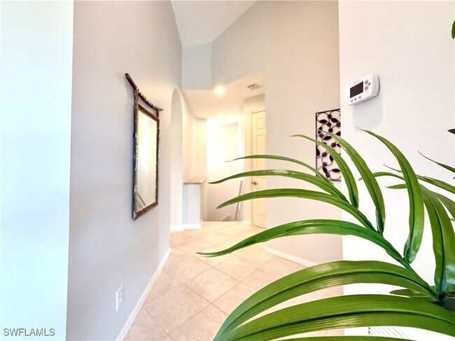 Foto del edificio - 6325 Wilshire Pines Cir