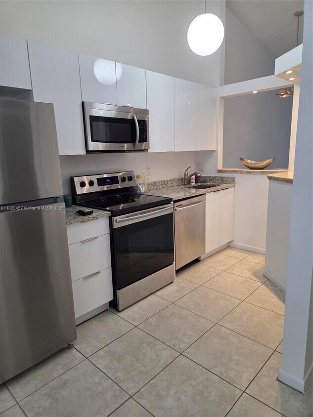Foto principal - 3686 NW 83rd Ln
