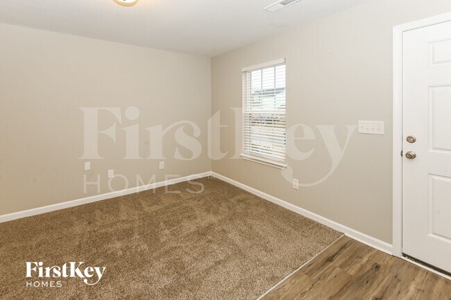 Building Photo - 5727 Natick Dr
