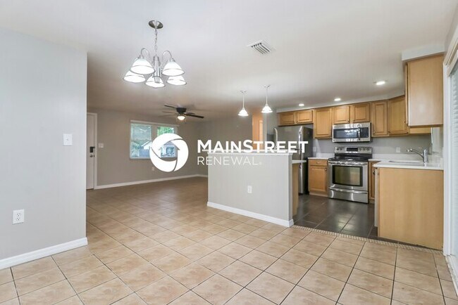 Building Photo - 3 Bedroom Pet-Friendly Home in Hudson, FL ...
