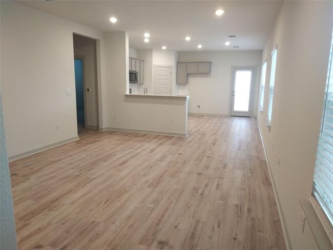 Building Photo - 10705 Meris Ln