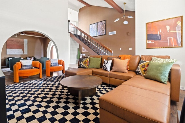 Foto del edificio - 6214 W Riviera Dr