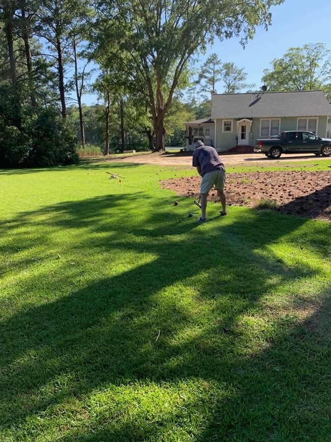 Building Photo - 152 Slate Rd