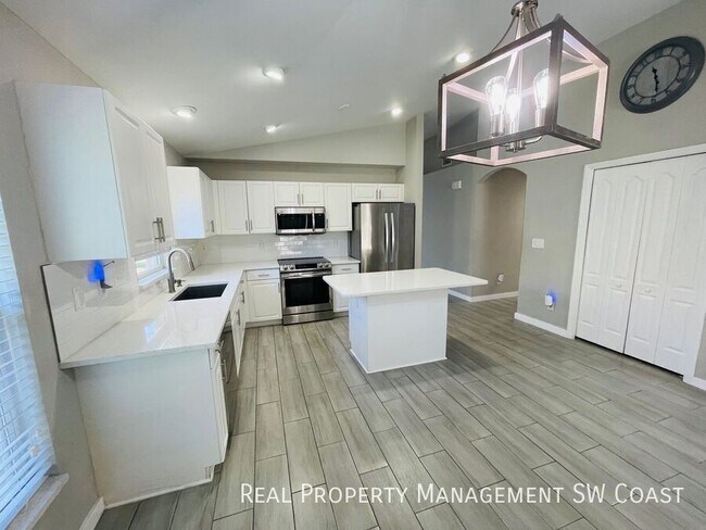 Foto del edificio - 11554 Woodmount Ln