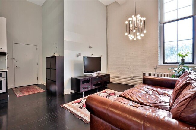 Foto del edificio - 52 Webster Ave