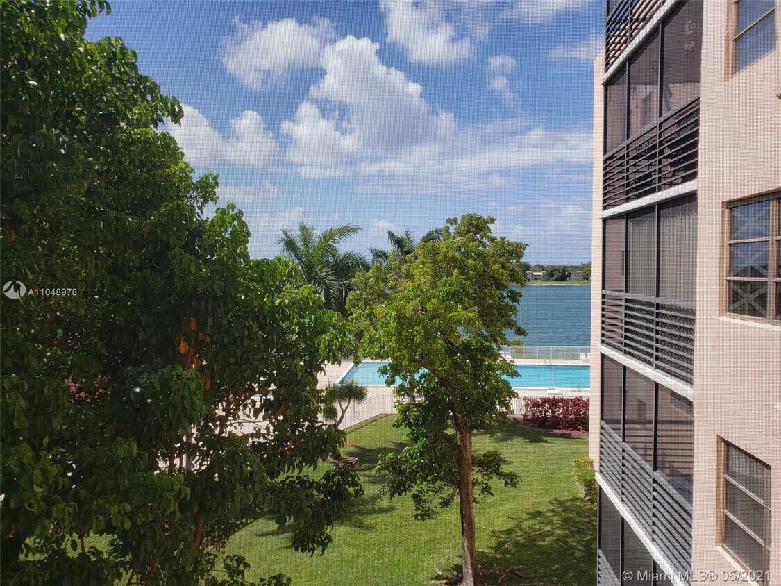 20840 San Simeon Way, North Miami Beach, FL 33179 House for Rent in