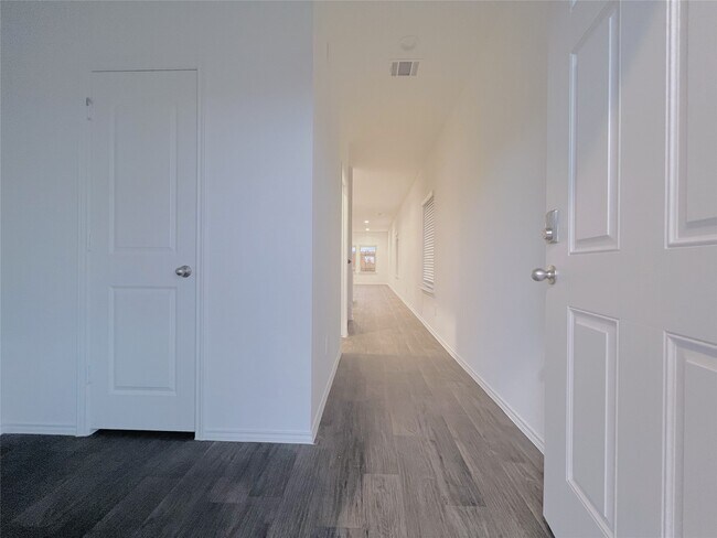 Foto del edificio - 14866 Cypress Holw Dr