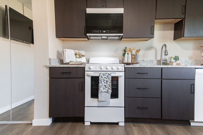 Interior Photo - Bantr