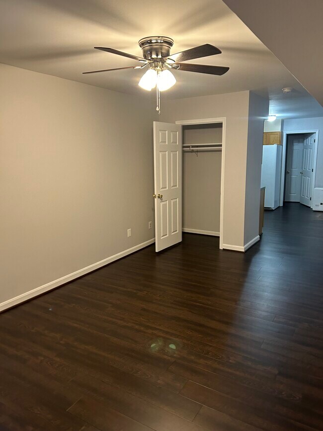 Foto del edificio - 9435 May Day St