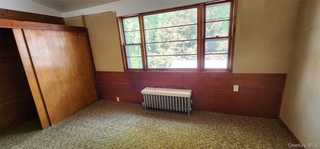 Building Photo - 40 King St