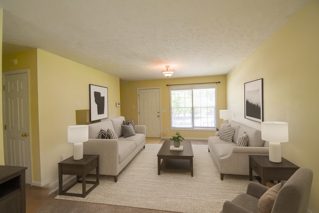 Building Photo - 2 Bedroom 2 Bathroom with Bonus- Pets Cons...