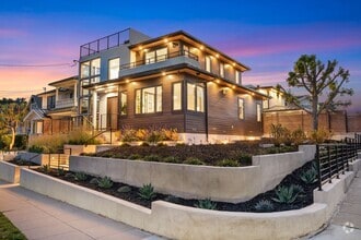 Building Photo - 5610 Bellevue Ave