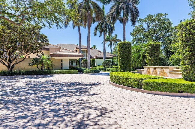 Foto del edificio - 11067 Old Harbour Rd