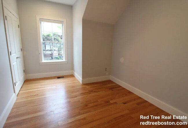 Photo - 6A Islington St Apartment