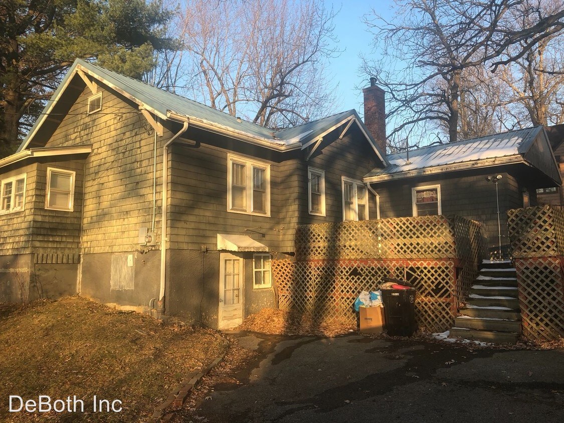 Foto principal - 3 br, 1 bath House - 316 Oakwood