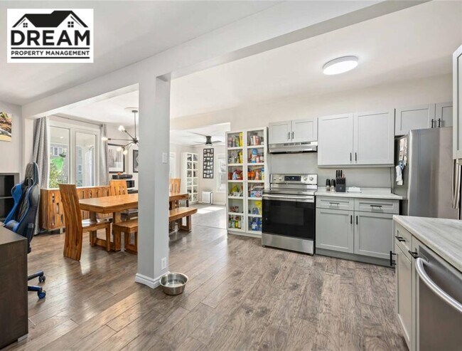 Photo du bâtiment - 105 Vidal St S