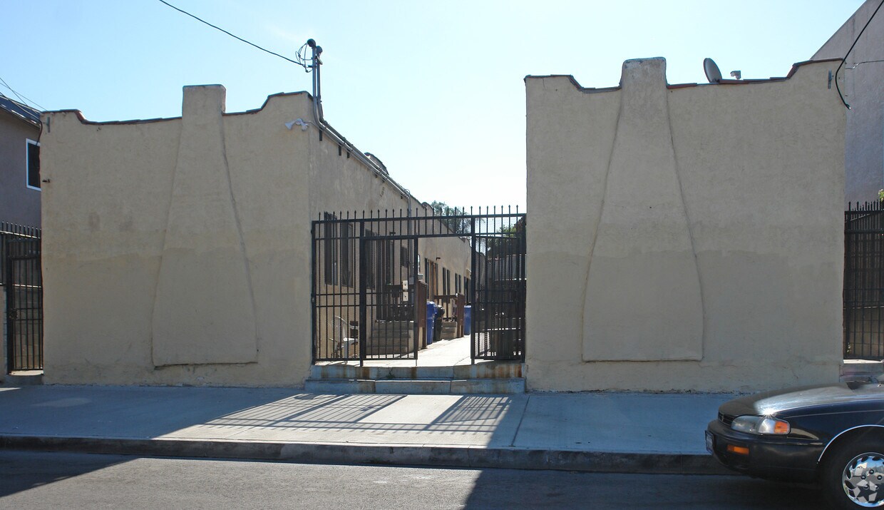 Building Photo - 5060 Argus Dr
