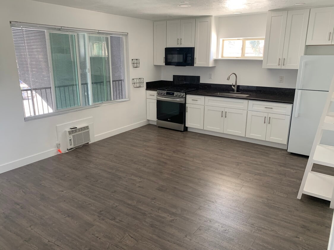 390-oak-ave-unit-p-carlsbad-ca-92008-apartments-in-carlsbad-ca